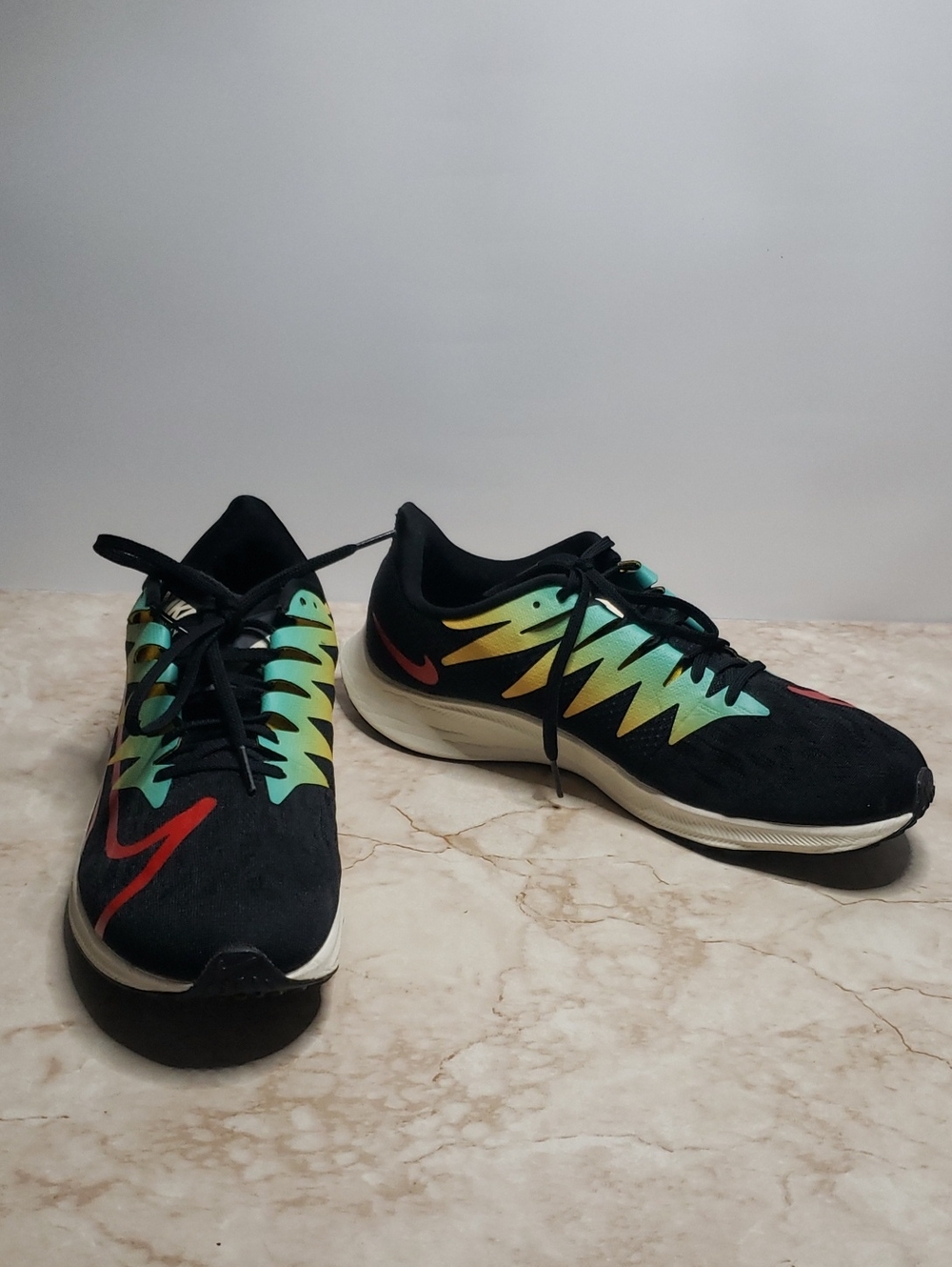 Nike Men’s Black Running Sneakers with Teal, Yellow & Red Accents 7.5